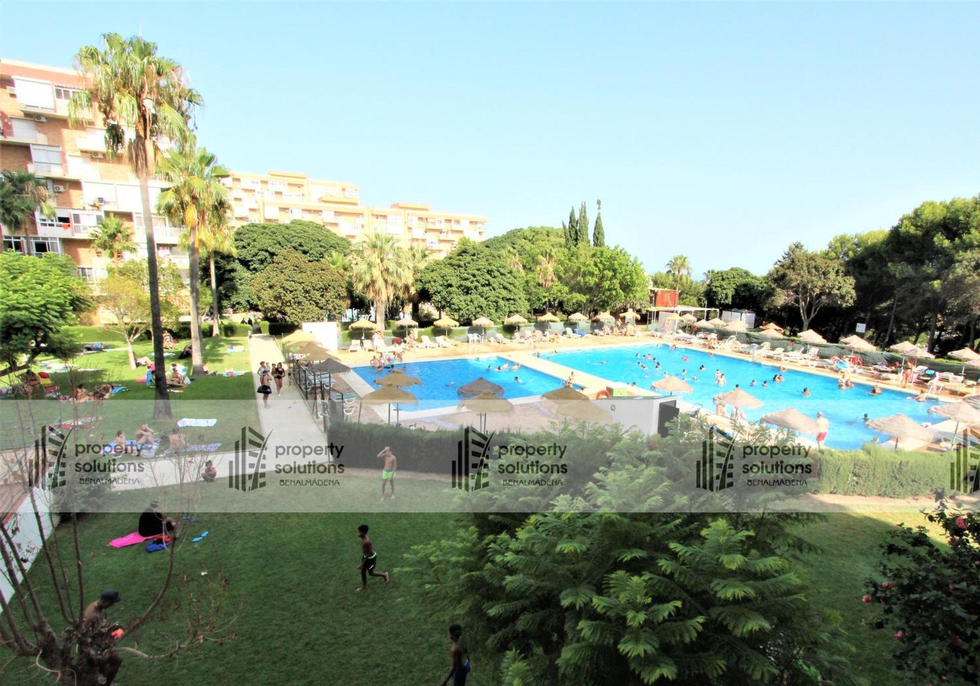 714 Iris Apartamento - Vista Al Mar - Cerca De Tren, Restaurantes, Tiendas - Playa A 10 Min Caminando Бенальмадена Экстерьер фото