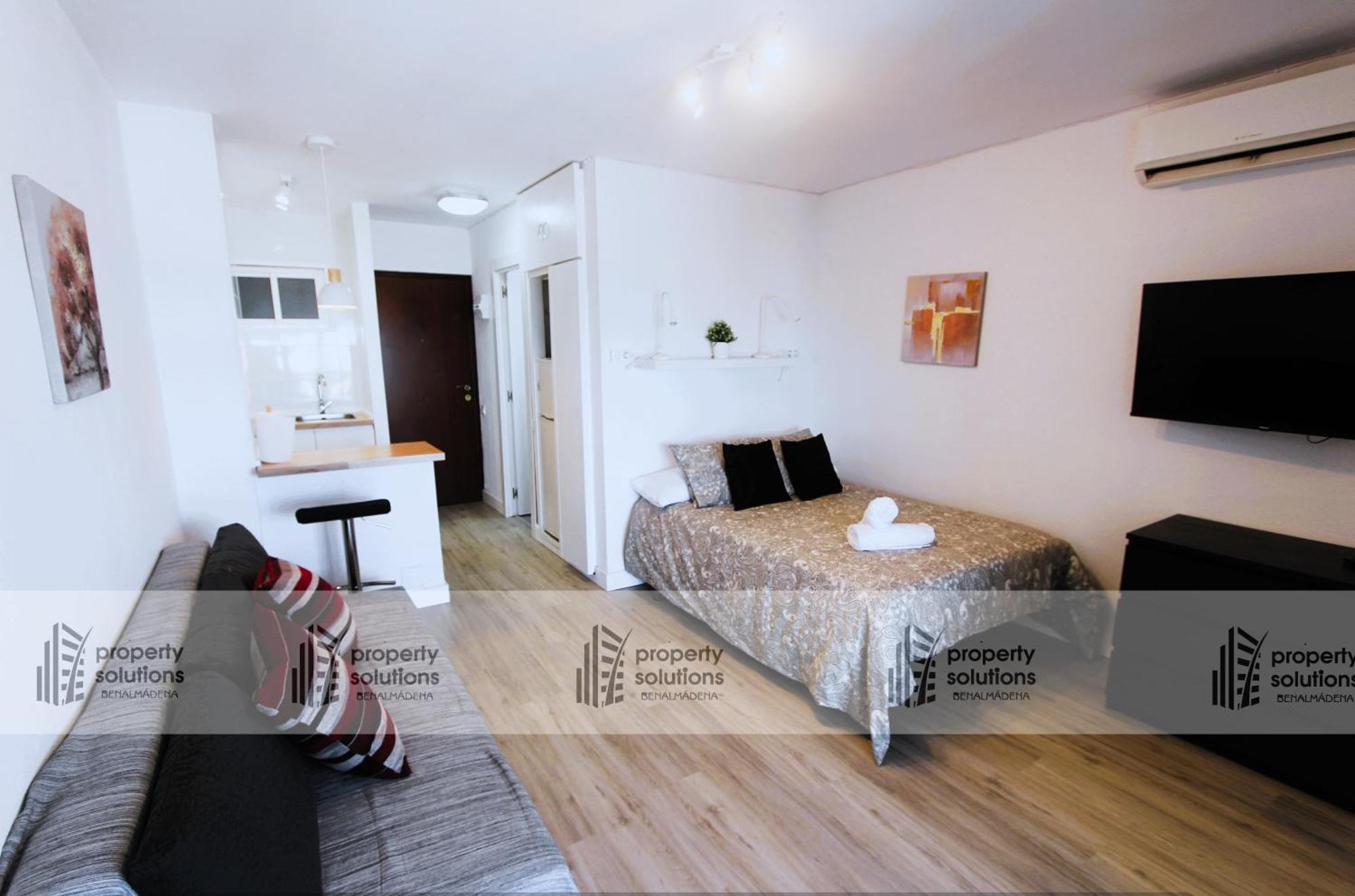714 Iris Apartamento - Vista Al Mar - Cerca De Tren, Restaurantes, Tiendas - Playa A 10 Min Caminando Бенальмадена Экстерьер фото